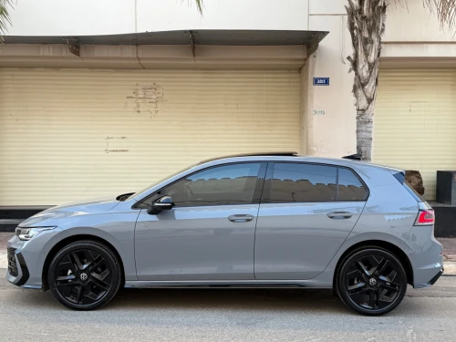 Volkswagen Golf 8.5 2025 Black édition