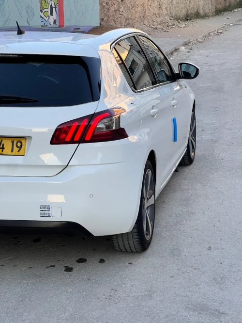Peugeot 308 2014 T9
