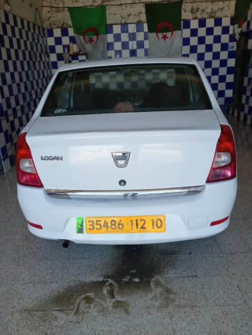 Dacia Logan 2012 Latot
