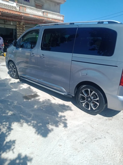 Peugeot Expert 2022 