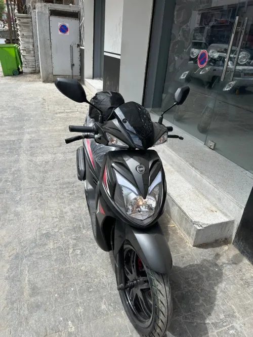 Sym sr Sr 2025