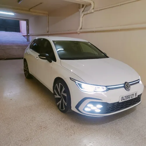 Volkswagen Golf 8 2021 GTE