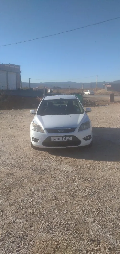 Ford Focus 4 portes 2010 Focus 4 portes