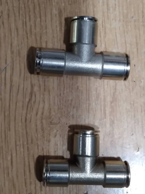 Raccords de tuyauterie en laiton  