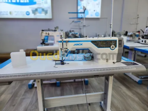  Machine a coudre Jack A5E 