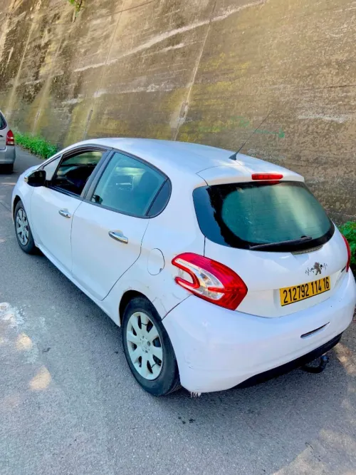 Peugeot 208 2014 Access