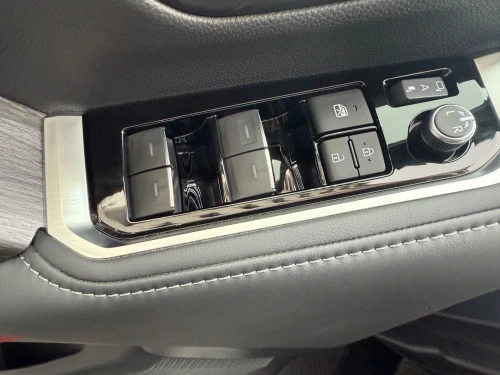 Toyota Land Cruiser  2026 V XR full option