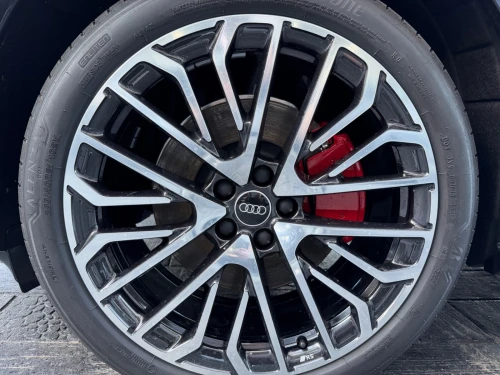 Audi Q5 2026 S Line quattro