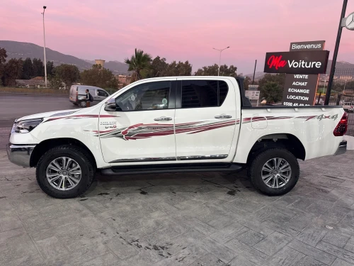 Toyota HILUX 2025 SOUODIA /FULL OPTION