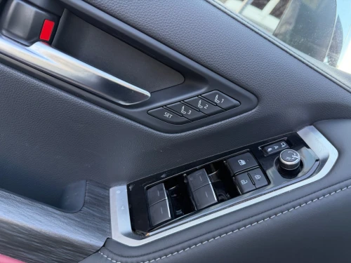 Toyota Land Cruiser  2026 VXR