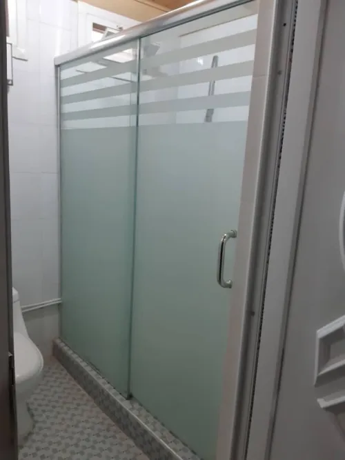 Cabine de douche sur mesure 