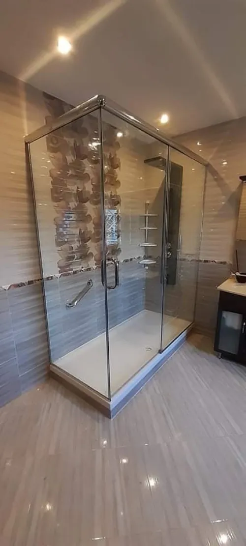 Cabine de douche sur mesure 