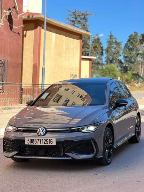 Volkswagen Golf 8 2025 R-Line Facelift 