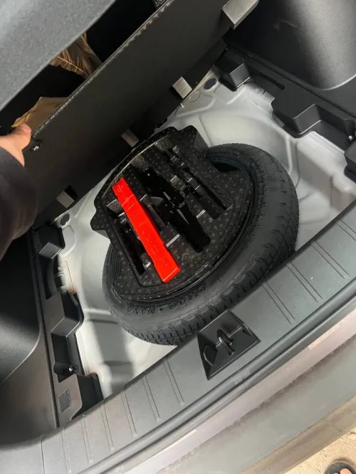 Geely Coolray 2025 Full options Camelion