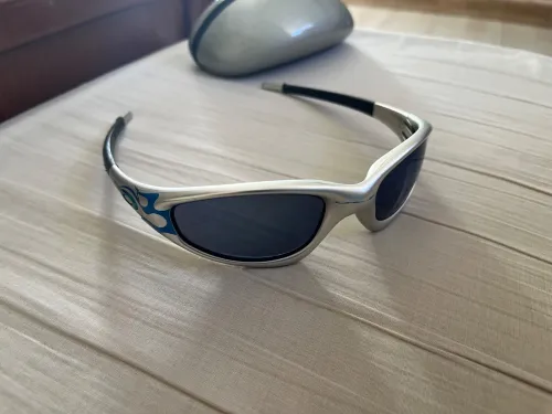 Oakley straight jacket FMJ blue flame