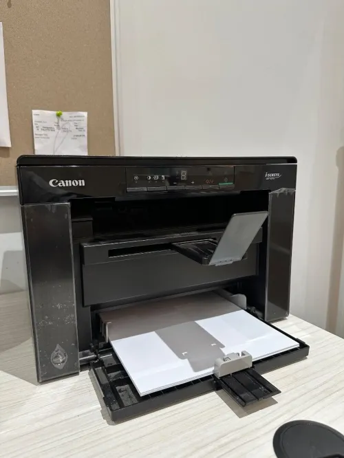 Imprimante Canon MF3010