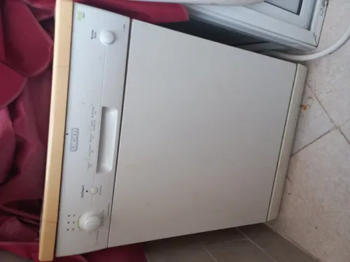 Machine lave vaisselles