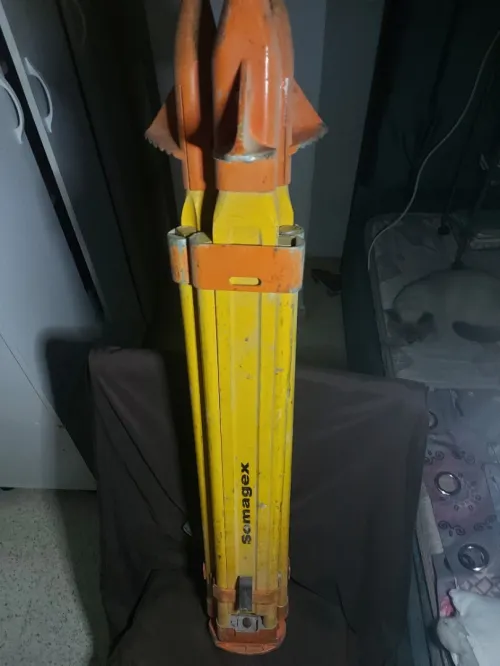 trépieds en bois GST10 ET GST20 à vendre  OFFRE LIMITEE !!! 
