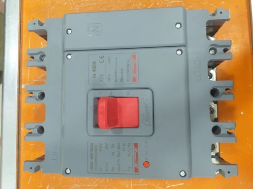 Disjoncteur compact CHINT