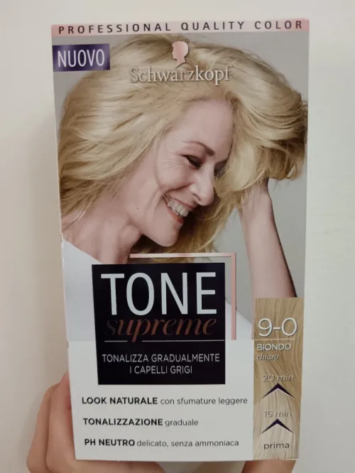 Coloration cheveux SCHWARZKOPF 9-0 (blond clair) originale  