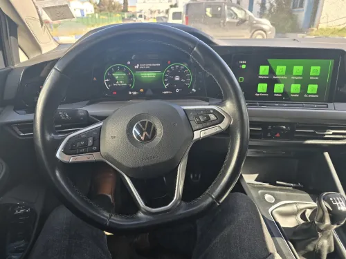 Volkswagen Golf 8 2021 Active