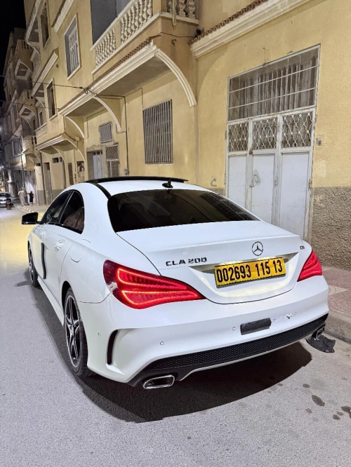 Mercedes CLA 2015 Coupé Exclusif + AMG 