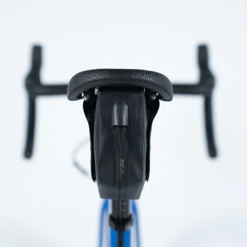 SACOCHE DE SELLE RACE vélo  M 0.6L NOIRE DECATHLON