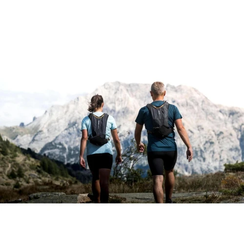 SAC TRAIL RUNNING 5L MIXTE NOIR - VENDU AVEC POCHE A EAU 1L Decathlon