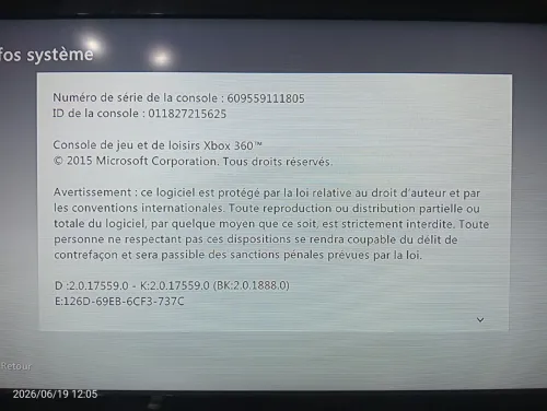 Xbox 360 à vendre  Très bon état