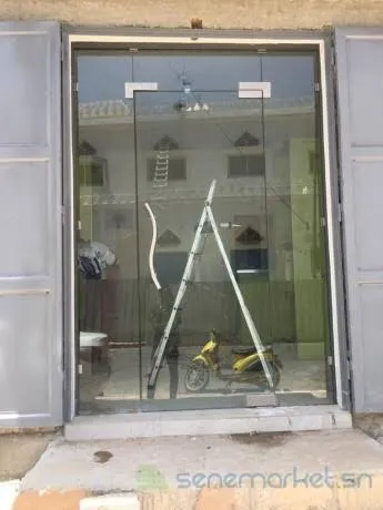 زجاج مريا الومنيومcabine douche façade en verre