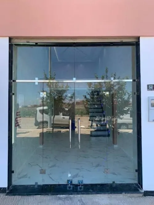 زجاج مريا الومنيومcabine douche façade en verre