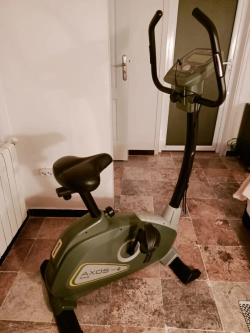 Tapis roulant et vélo d'appartement