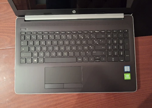 Laptop HP 15 Neuf sous emballage (i5 8è / 8 Go / 1 To / Nvidia)