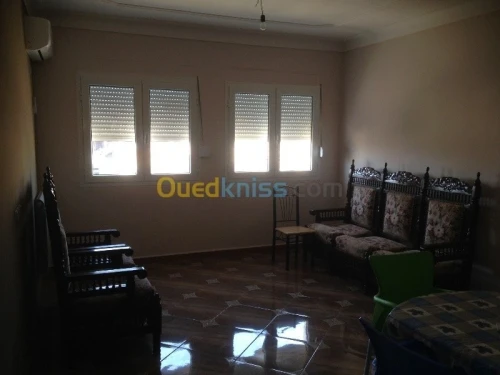 Location Appartement F4 Jijel Jijel