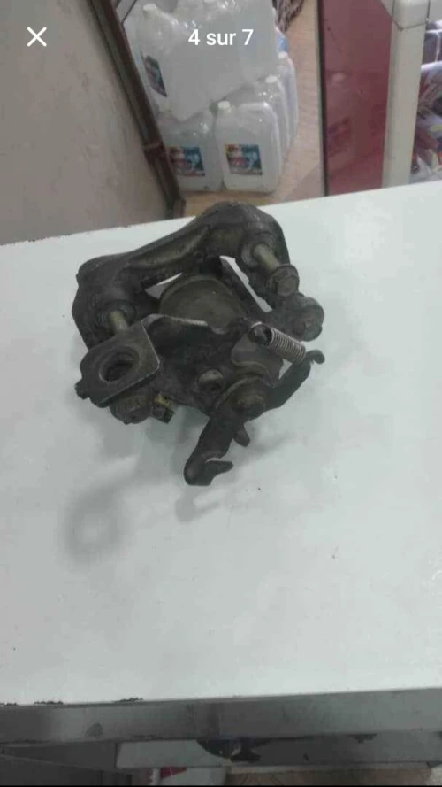 Sabot de frein arr corolla D4D 