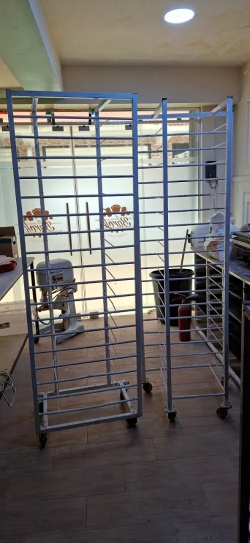 VEND MATERIEL VIENNOISERIE PATISSERIE
