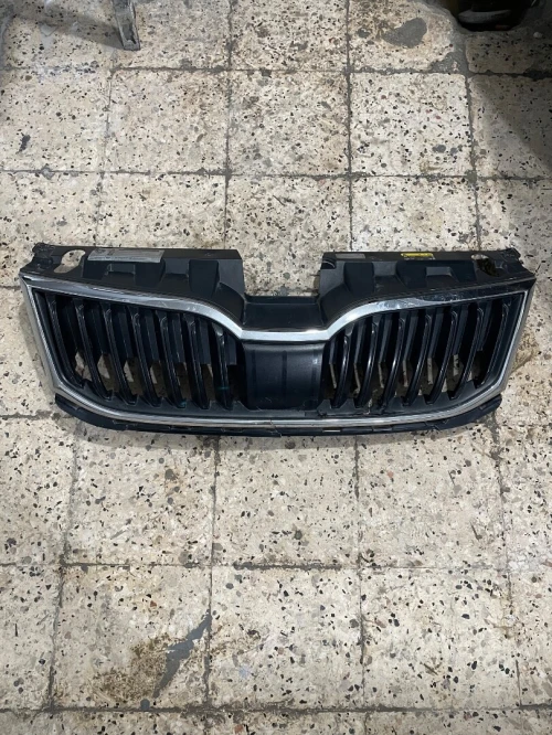 Calandre skoda octavia