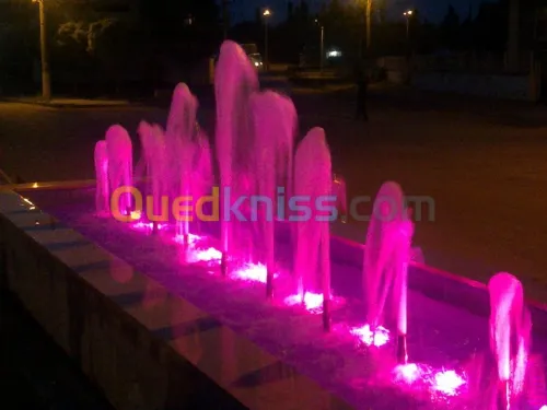 Fontaine, jet d'eau et mur d'eau
