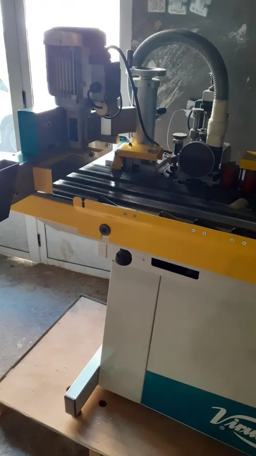 Plaqueuse de chant Virutex EB 135 
