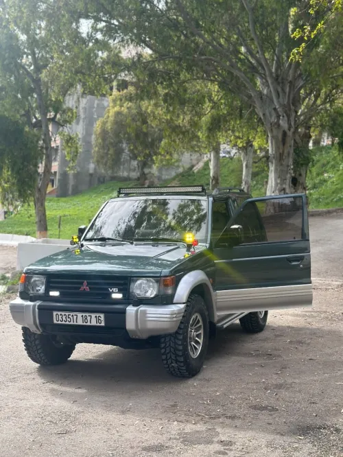 Mitsubishi Pajero Court 1987 Pajero Court