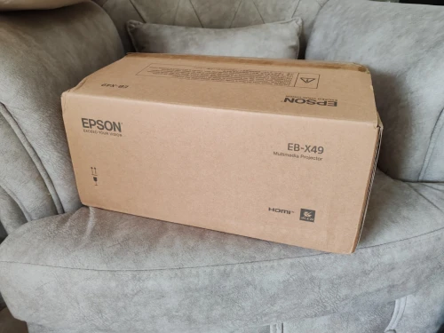 Datashow epson eb-x49 neuf jamais utilisé