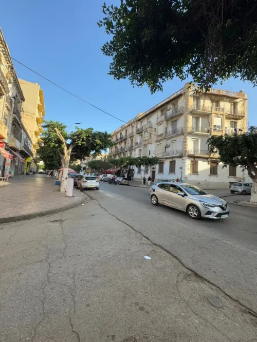 Location Local Oran Oran