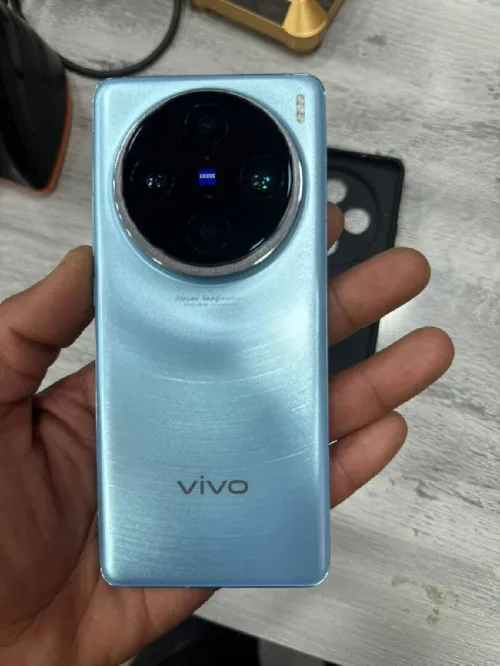 Vivo X100 pro
