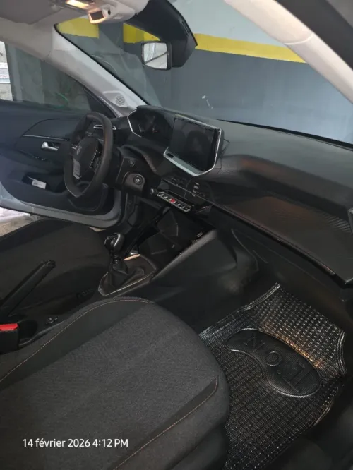 Peugeot 208 2025 style