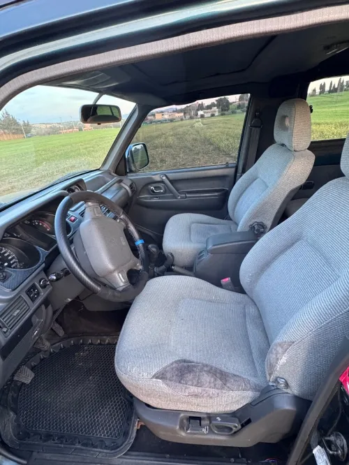 Mitsubishi Pajero Court 1994 Pajero Court