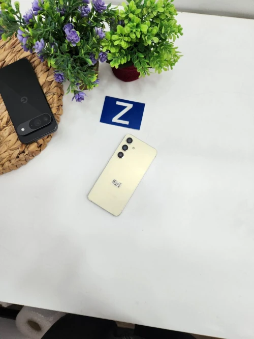 Samsung Galaxy s24 ( snapdragon )