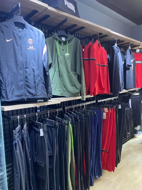 Vente vêtements sportifs originals 