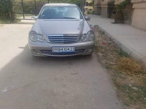 Mercedes C220 2024 Bien
