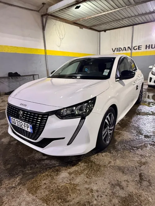 Peugeot 208 2022 Allure