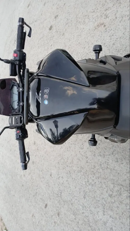 Kawazaki Z800 2013